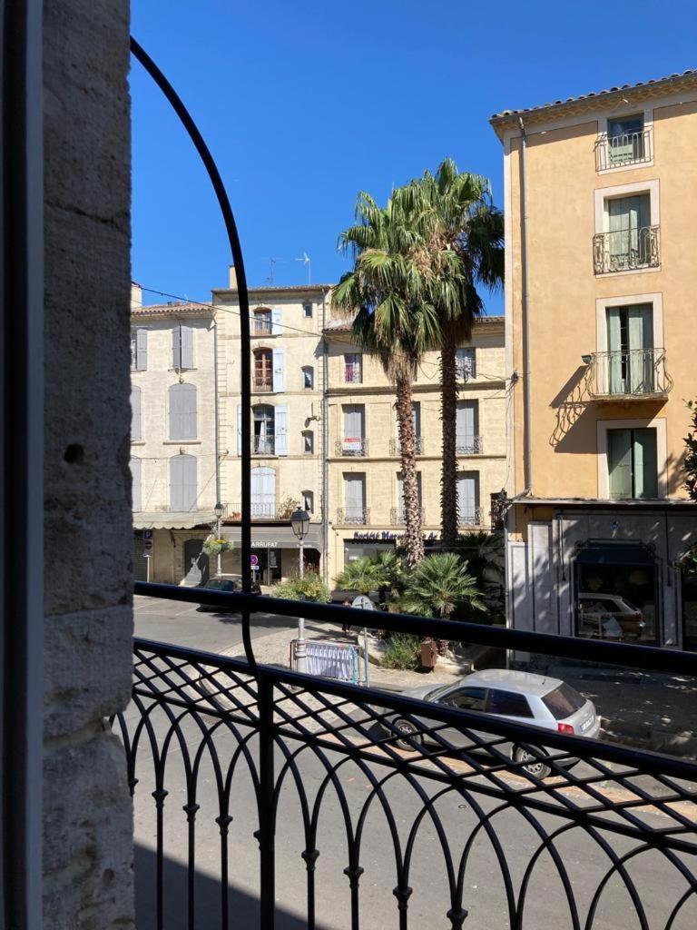 Mes A Moi In Pezenas - Appartements De Charme - Baignoire Balneo Exterior photo