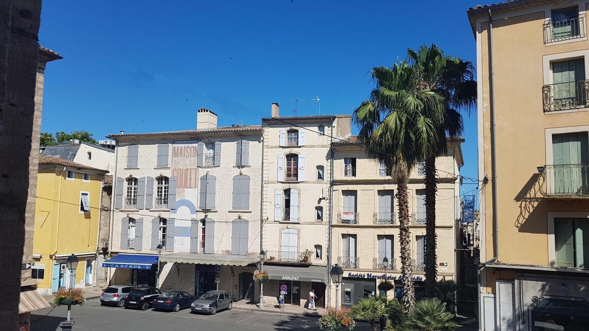 Mes A Moi In Pezenas - Appartements De Charme - Baignoire Balneo Exterior photo